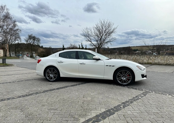 Maserati Ghibli cena 149998 przebieg: 61957, rok produkcji 2018 z Częstochowa małe 407